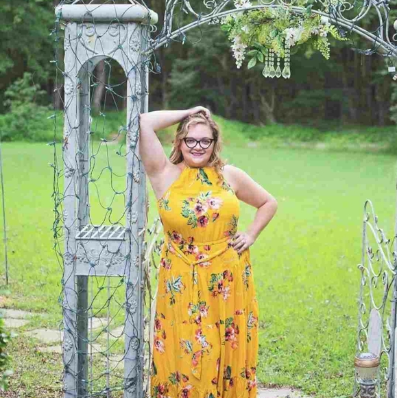 Meet your Posher, Shi'leen - Picture 4 of 4